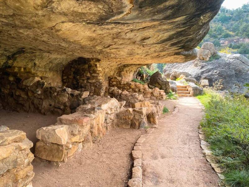 Walnut Canyon National Monument