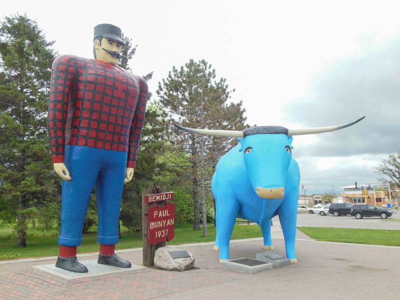 Paul Bunyan and Babe the Blue Ox