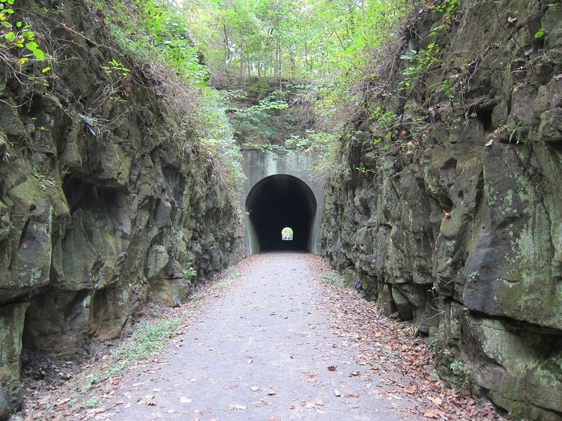 Tunnel Hill State Trail, Illinois