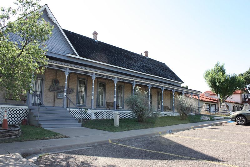 Annie Riggs Memorial Museum