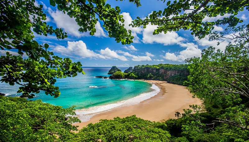 Baía do Sancho, Brazil