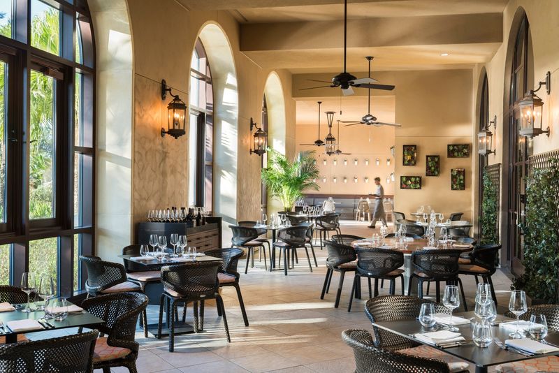 Restaurant Scene Mixes Chain Reliability with Hidden Local Gems