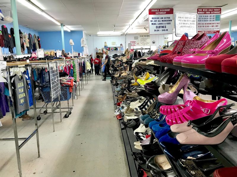 Community Thrift Store (Pine Castle)