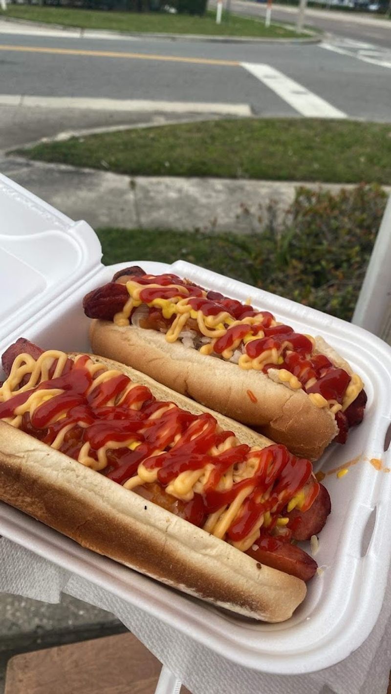 Paisano's Hot Dogs (Orlando)