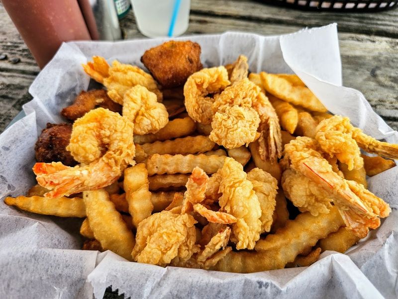 Dewey Destin’s Seafood Restaurant (Destin)