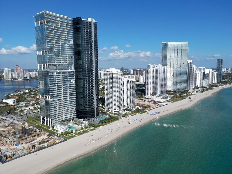 Turnberry Ocean Club Residences (Sunny Isles Beach)