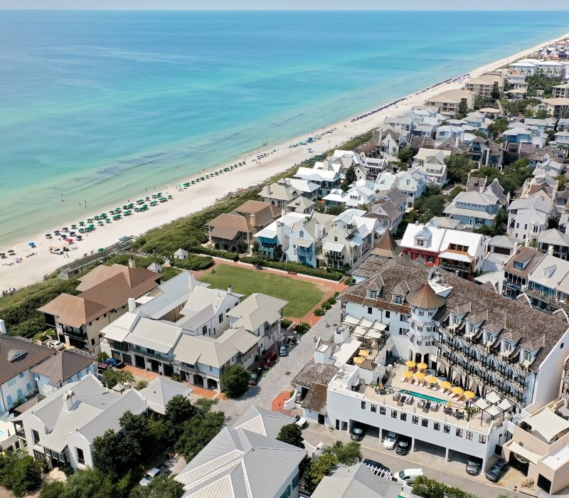 Walkable Town Planning Unlike Typical Florida