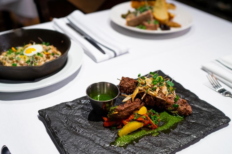 Market to Table: Farm-Fresh Philosophy Meets Culinary Creativity