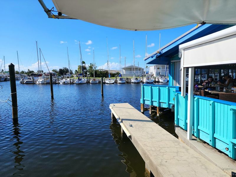 Dockside Waterfront Grill (Venice)