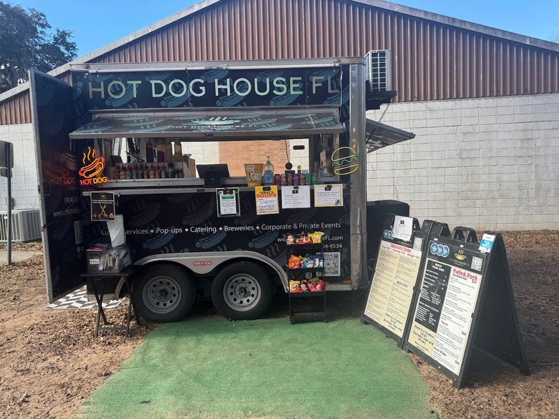 Hot Dog House FL (Fernandina Beach)