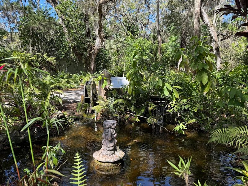 Botanical Gardens Showcase Native and Exotic Plants