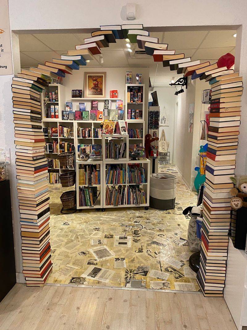 hello again books (Cocoa)