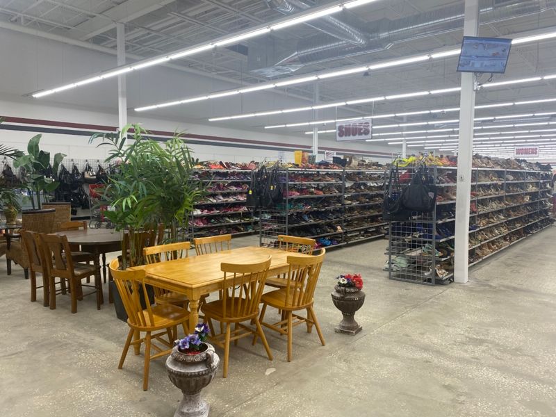 Color Tag Discount System Slashes Prices