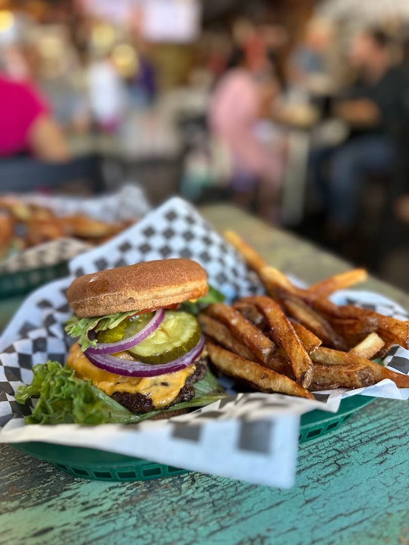 The Salted Fry Eatery (Mount Dora)