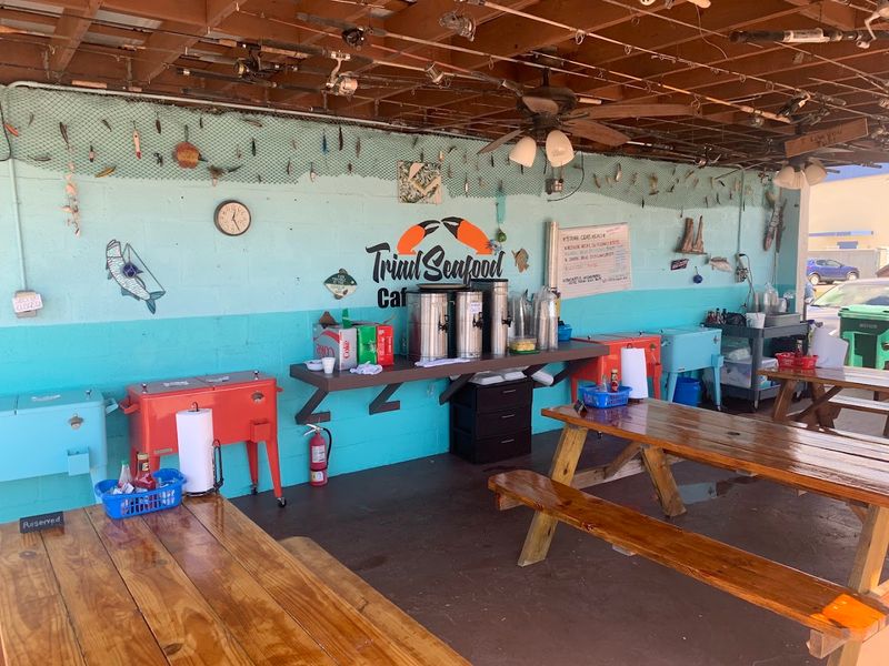 Triad Seafood Market & Café (Everglades City)