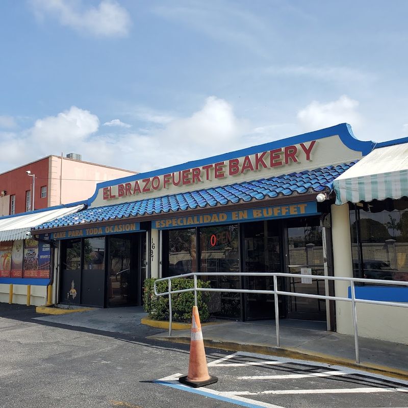 El Brazo Fuerte Bakery (Miami)