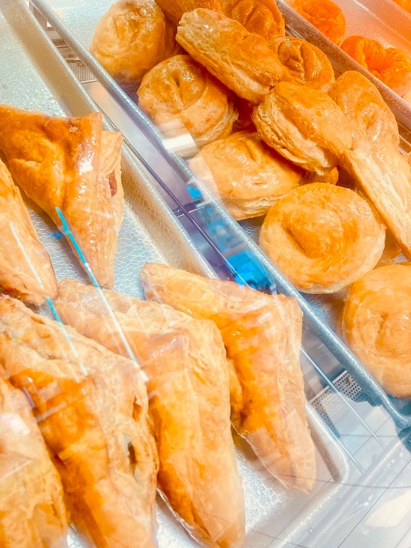 Arahi's Bakery (Miami)