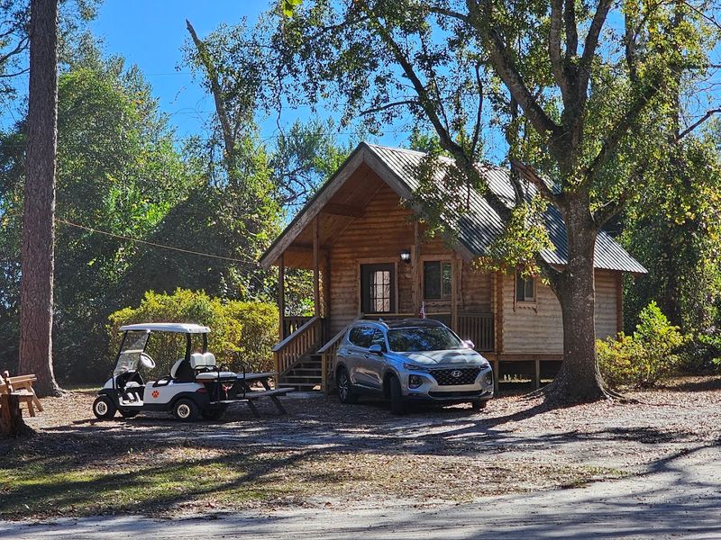Suwannee River Rendezvous Resort