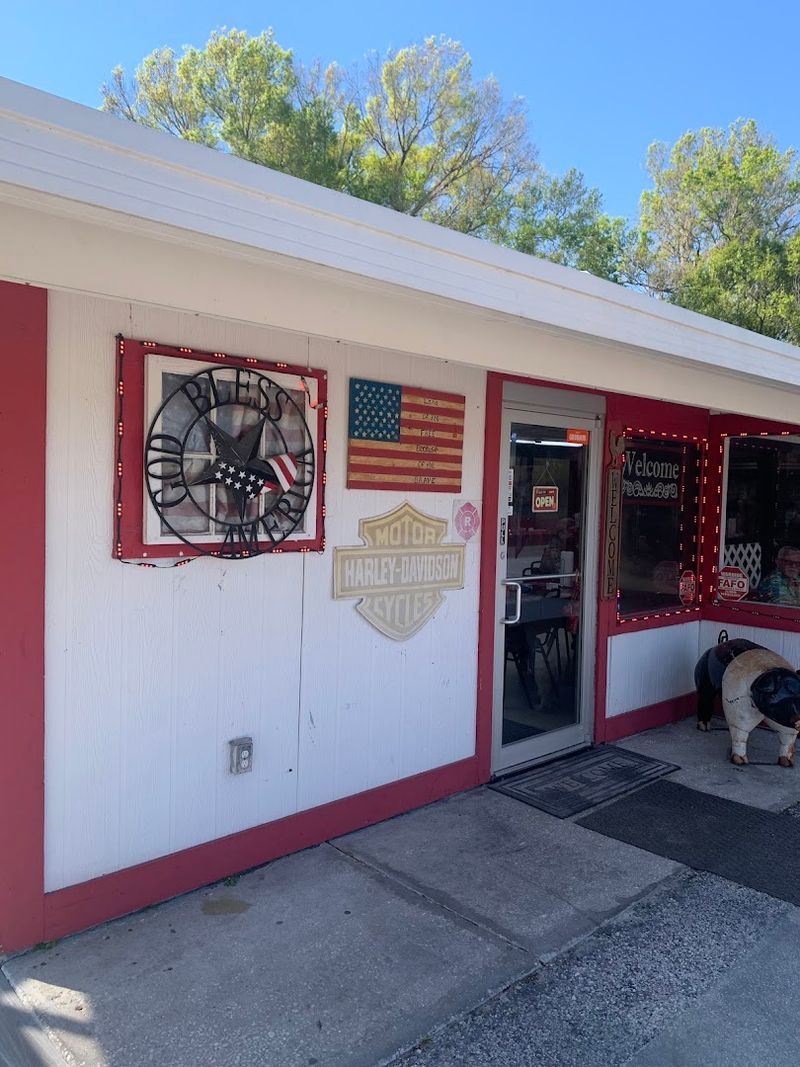 Family-Run Service With Local Heart