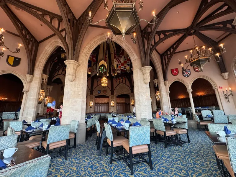 Princesses Visit Your Table During the Meal