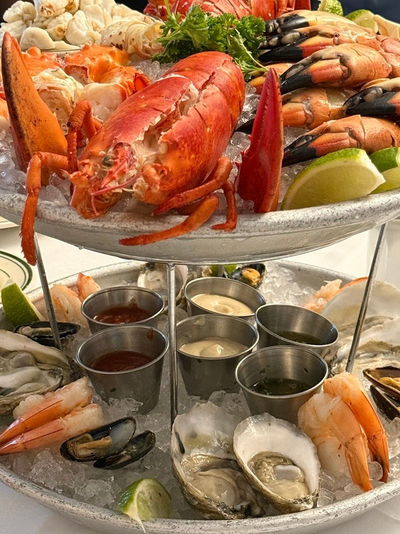 A Menu That Goes Beyond Stone Crabs