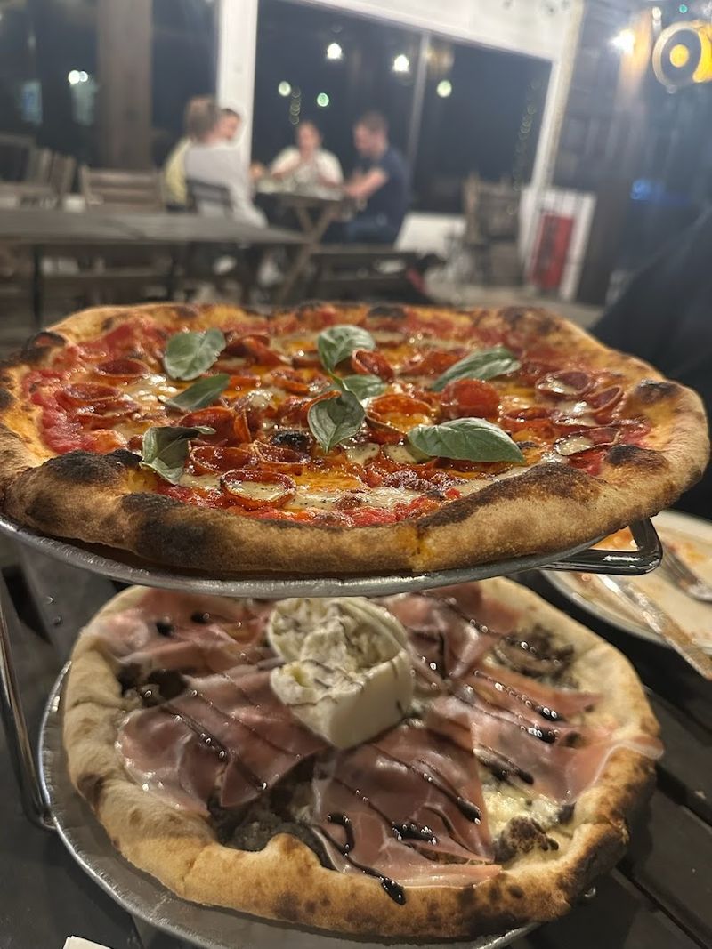 Why Locals Genuinely Call It the Best Pizza in Florida