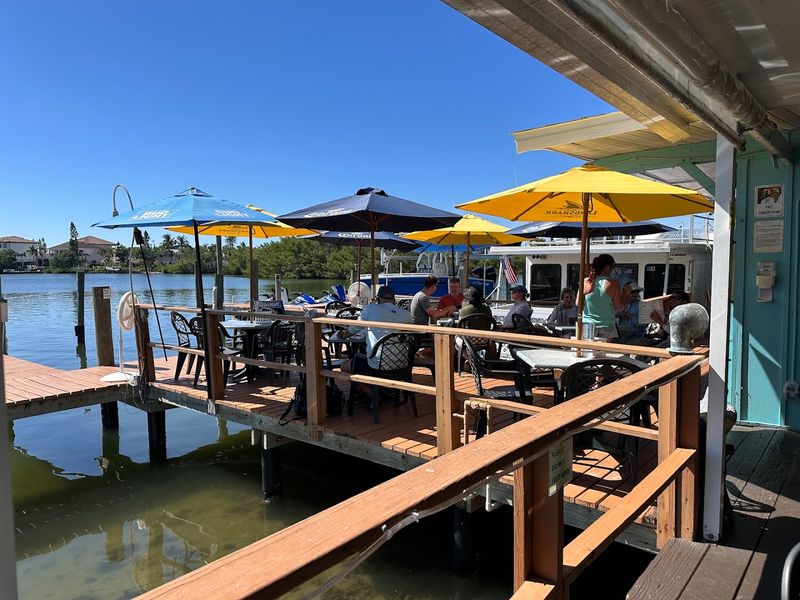 Casey Key Fish House, Osprey