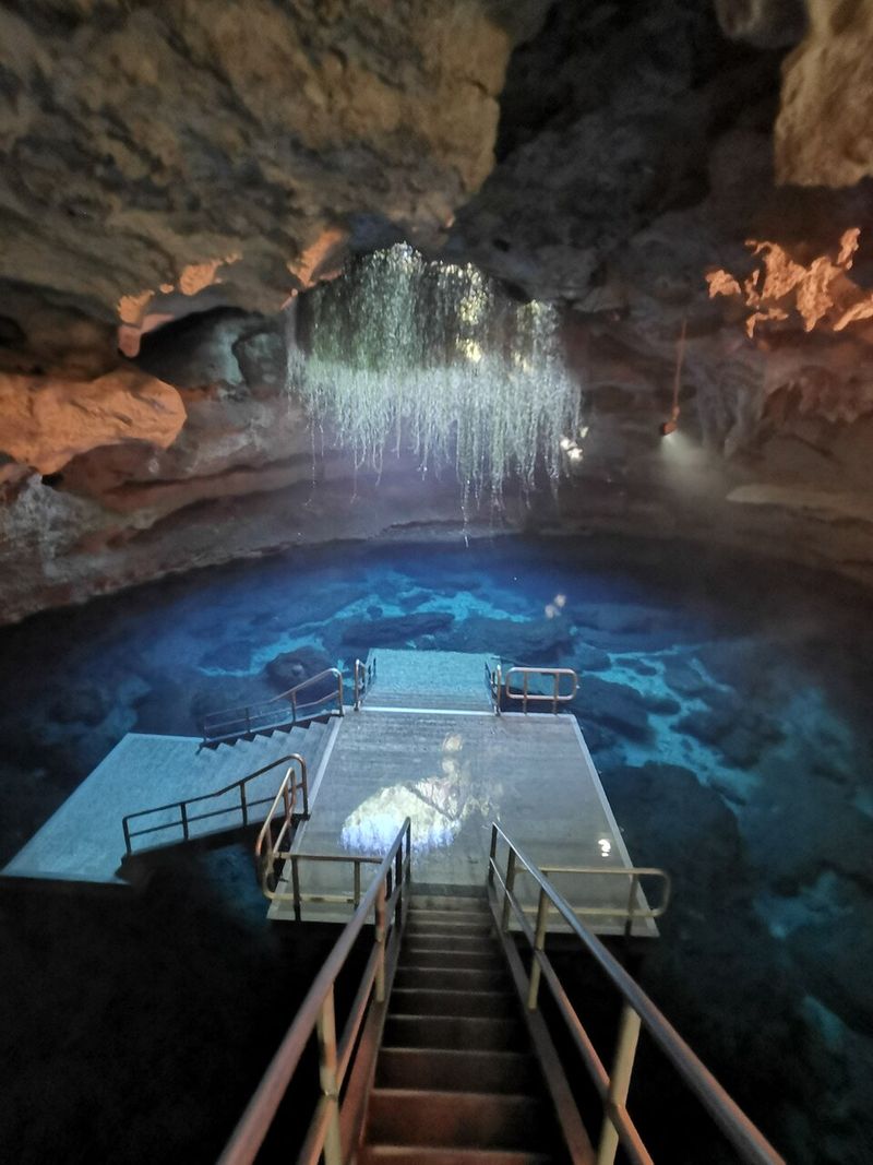 Devil's Den Prehistoric Spring (Williston)