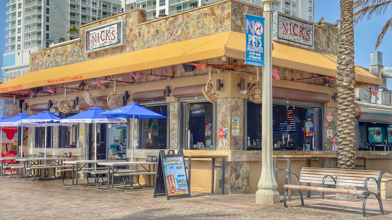 Nick's Bar & Grill (Hollywood Beach)