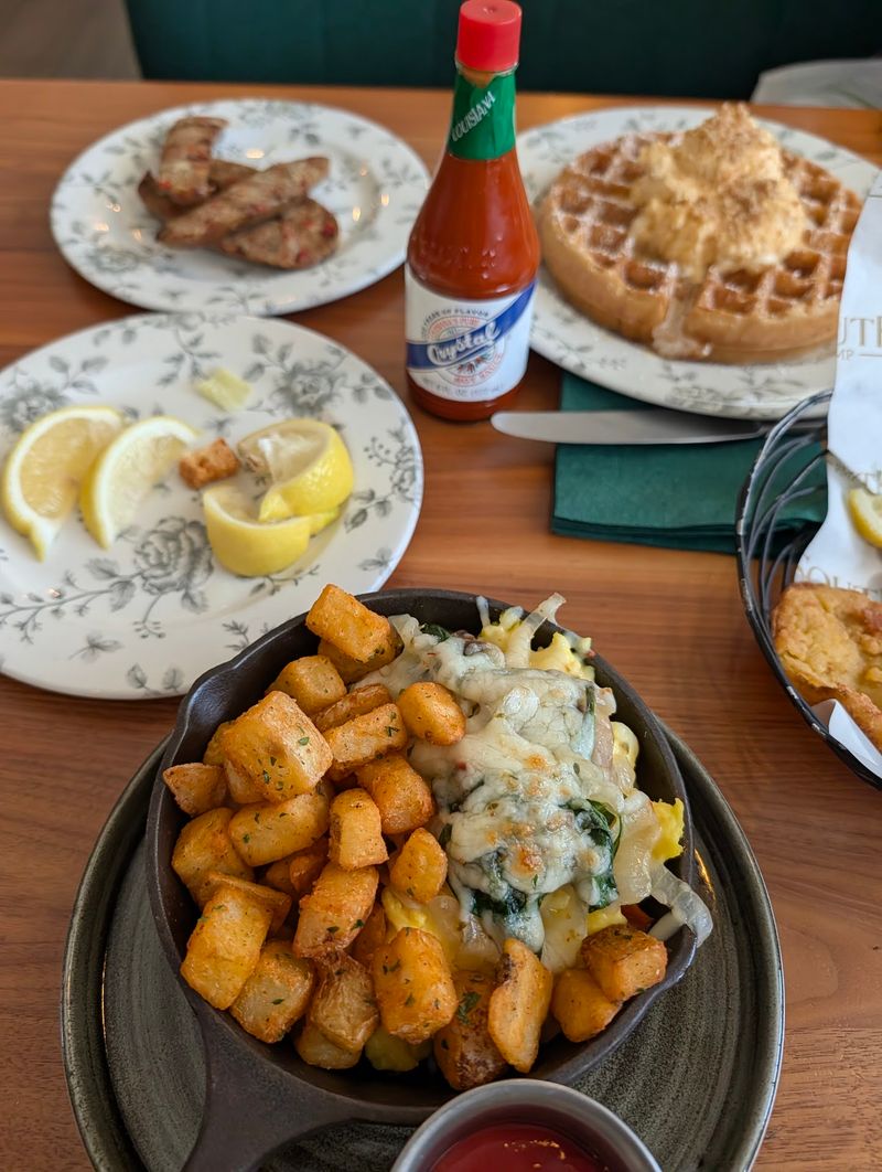 Southern Comfort Plates With a New Orleans Twist