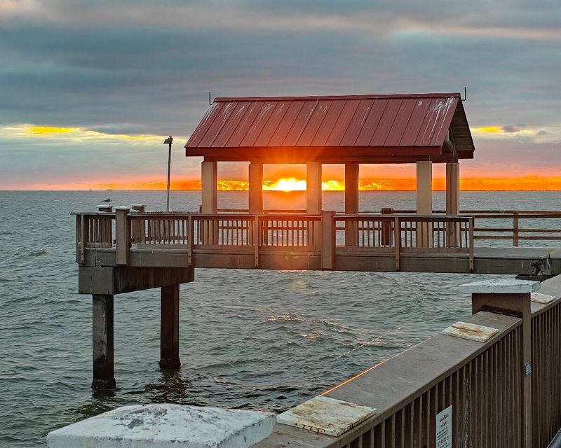 Pier 60 Park & Pier (Clearwater Beach)
