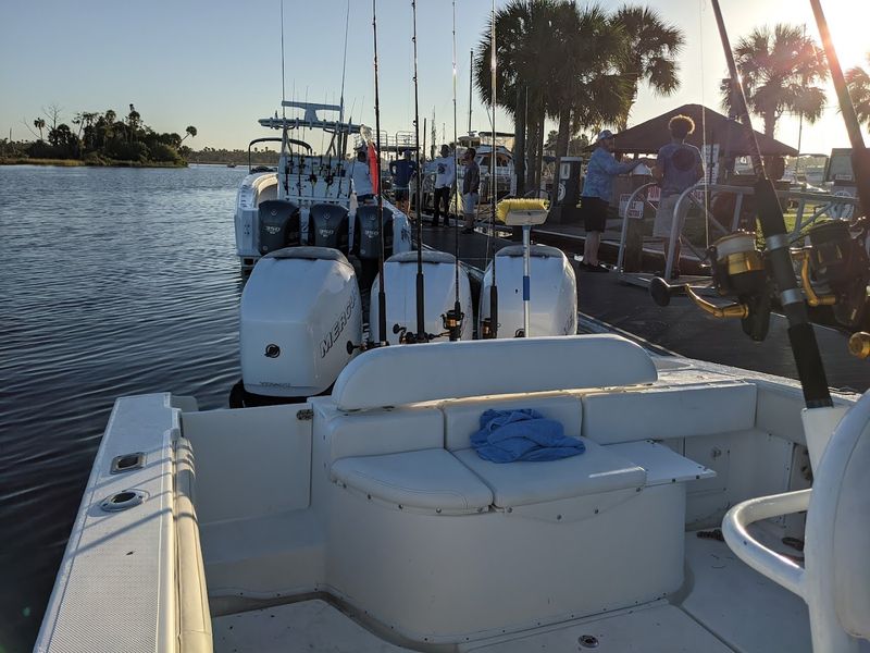 Houseboat Rentals: Floating Hotels With a View