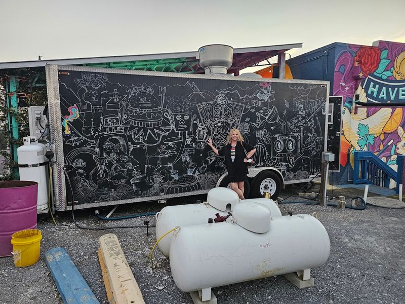 El Weirdo (Panama City)