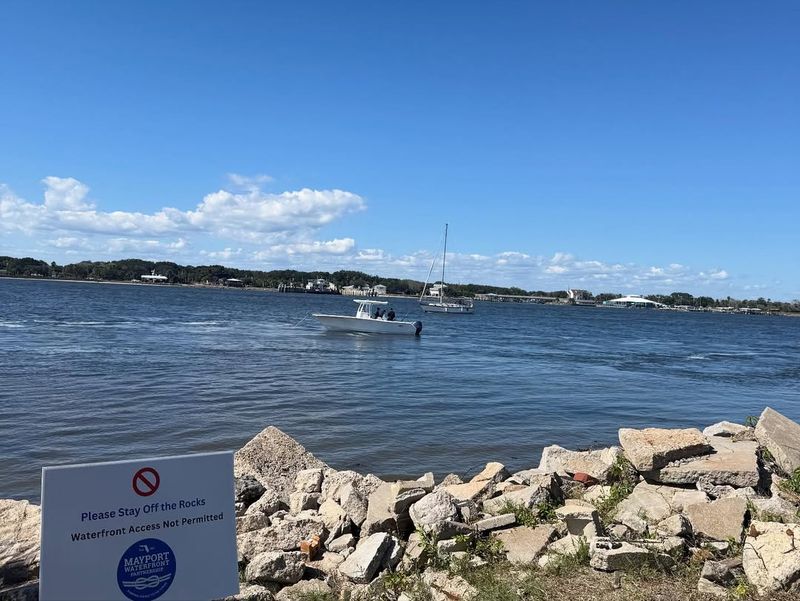 Waterfront Views That Don't Cost a Dime