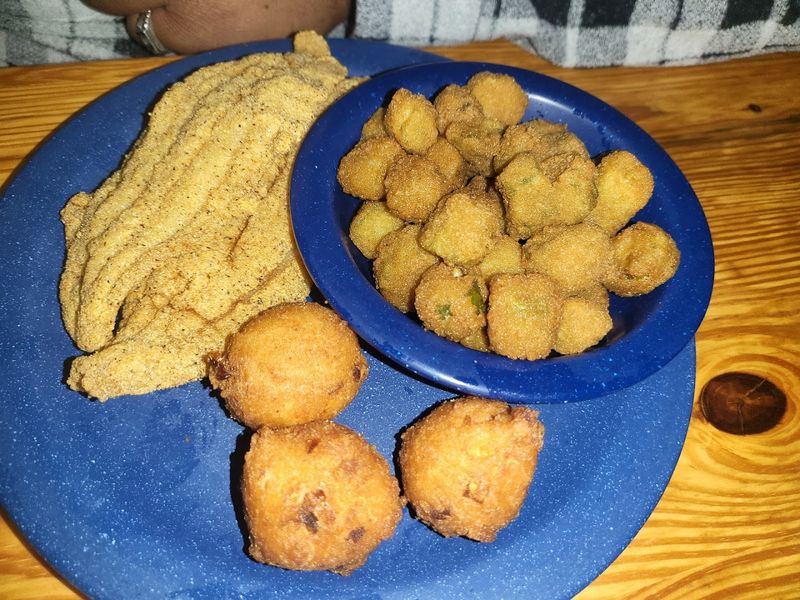 David's Catfish House (Milton)