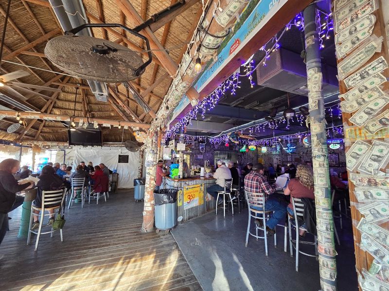 The Freezer Tiki Bar (Homosassa)