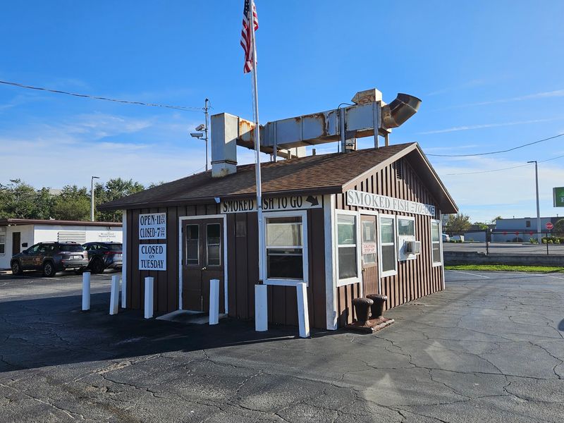 Ted Peters Famous Smoked Fish (South Pasadena)