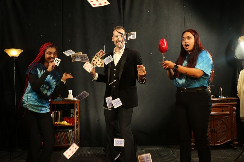 The Outta Control Magic Dinner Show (Orlando)