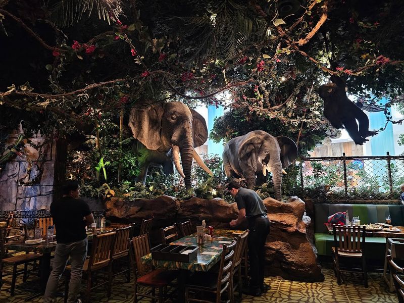 Animatronic Animals That Steal the Show