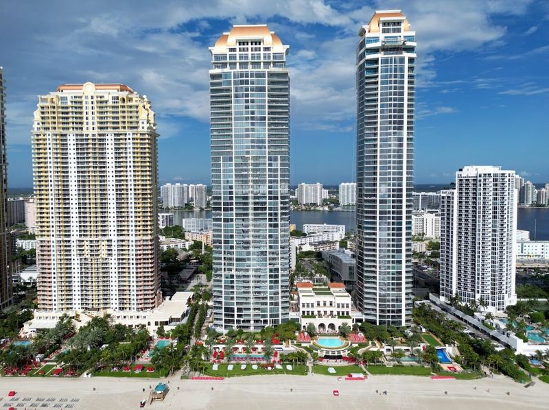 Estates at Acqualina (Sunny Isles Beach)