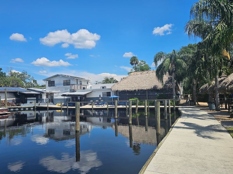 The Freezer Tiki Bar (Homosassa)