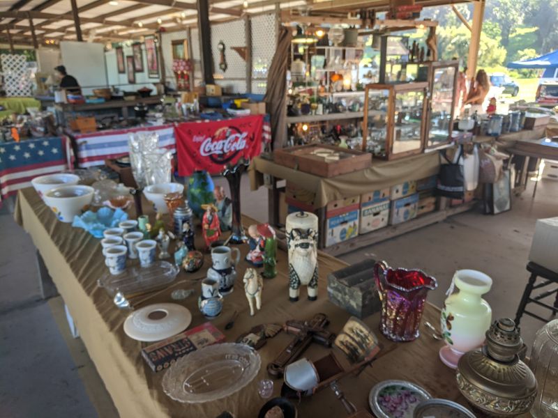 8 Flea Markets and Antique Fairs in Florida Worth Waking Up Early For