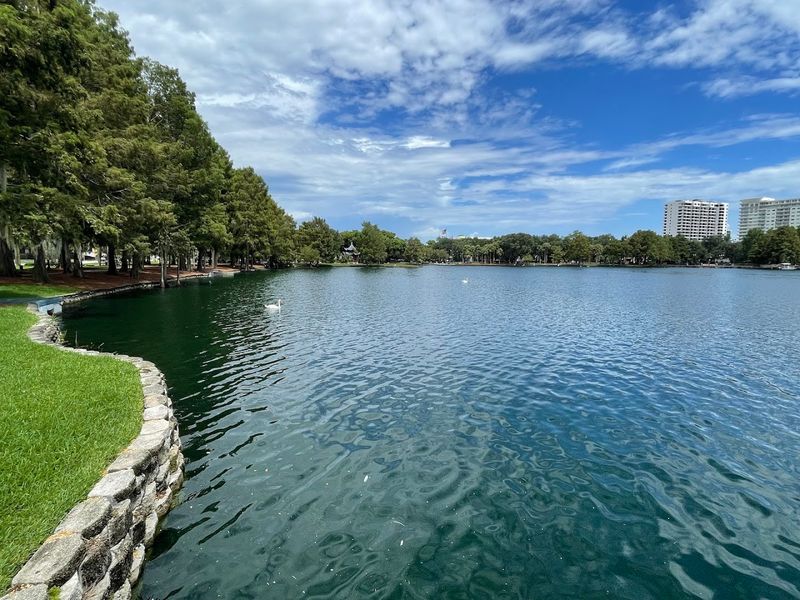 Lake Eola (Orlando)