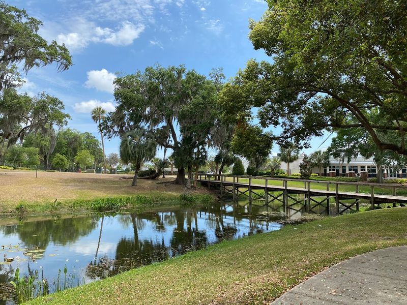 Leesburg