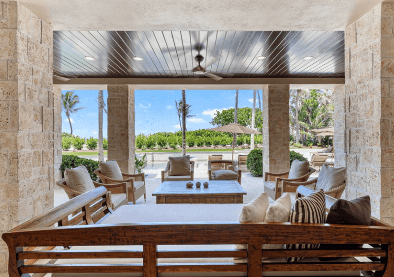 Expansive Verandah for Gulf-Facing Relaxation