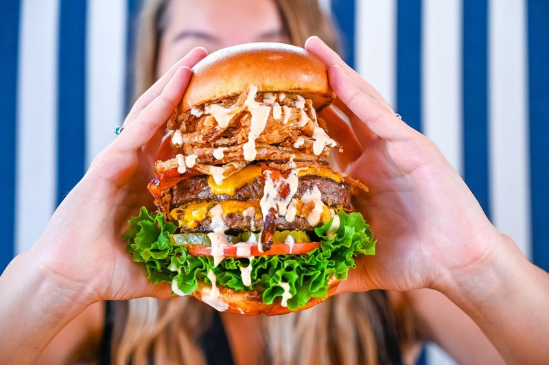 Boulevard Burgers & Tap House (St Pete Beach)