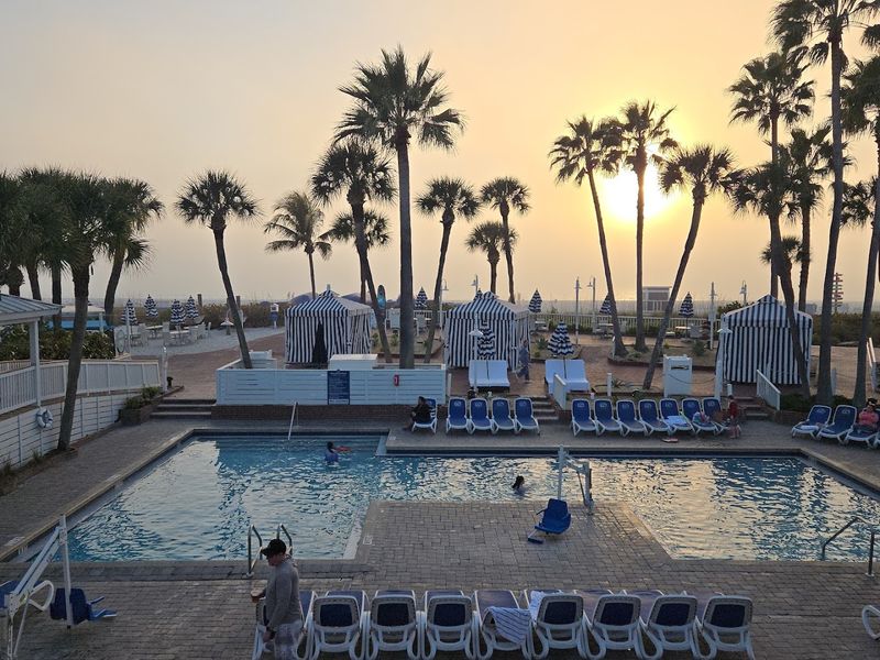 TradeWinds Island Grand (St. Pete Beach)