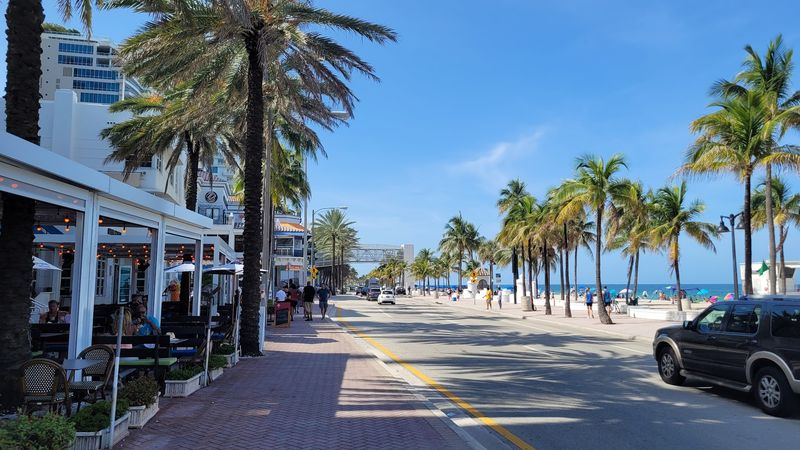 Las Olas Boulevard – Fort Lauderdale