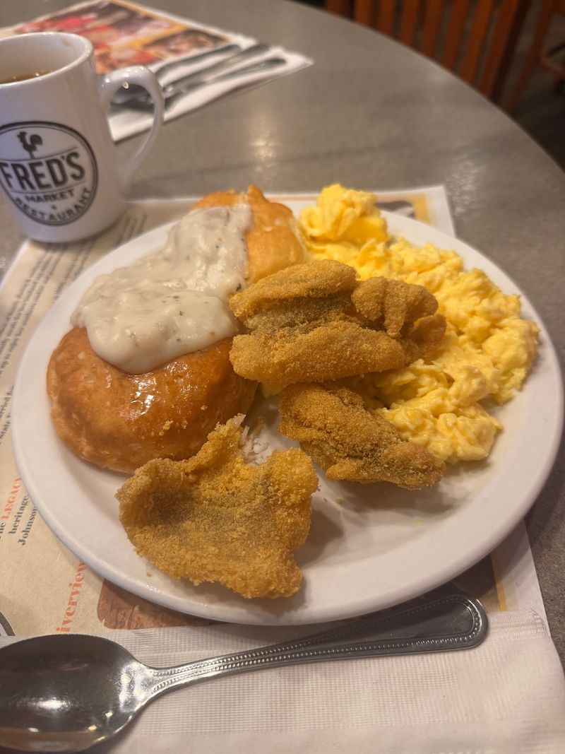 Fried Chicken That Keeps Folks Coming Back