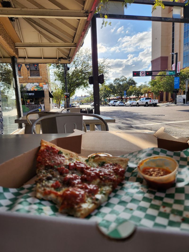 Eddie & Sam's N.Y. Pizza (Tampa)